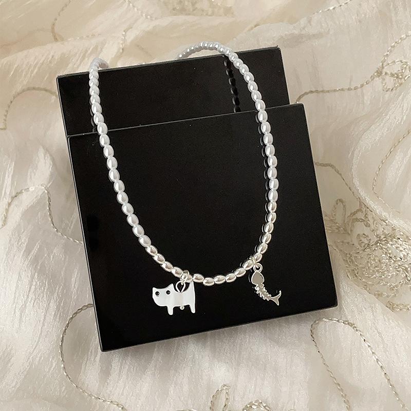 Niche Design Sense Cat Eats Fish Pendant Pearl Necklace Female Simple Personality Versatile Temperament Fashion Neck Chain Collarbone Chain