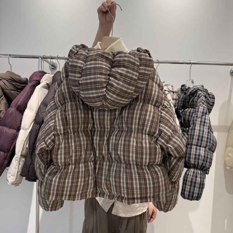 Womens Short Puffer Jacket With Hood Warm Winter Coat 50% White Duck Down Loose Fit College Style