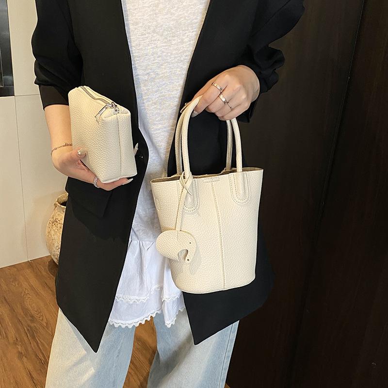 Fashion Bag Women's New Solid Color Versatile Shoulder Messenger Bag
