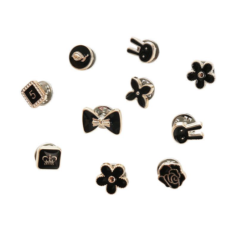 Pearl Smiley Face Brooch Pin - Cute Anti-Exposure Women's Collar Accessory