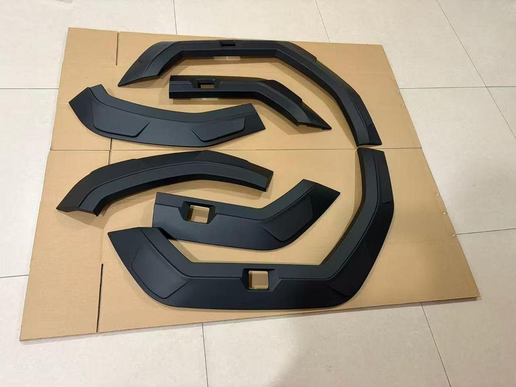 Jetour G700 Wide Body Off-Road Car Door Scratch Protector Fender Flares