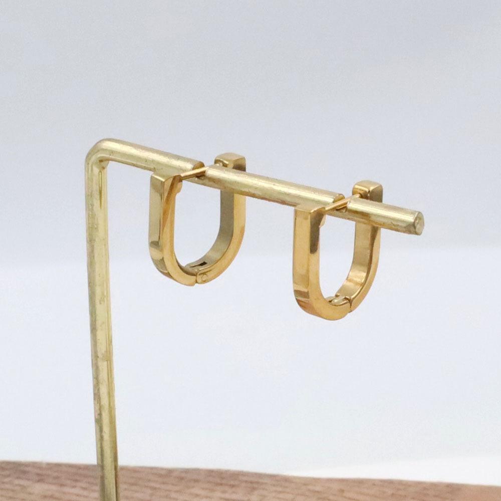 For Fashionable And Simple Smooth U-Shaped Earrings, High-End Light Luxury 18K Gold Titanium Steel Horseshoe Ear Buckles