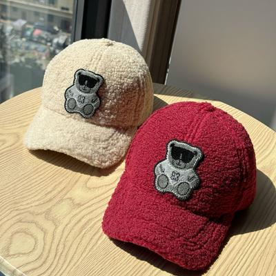 Neue Herbst- und Winter-Warm-Patch-Cartoon-Plüsch-Schirmmütze für Herren, koreanische Version, vielseitige niedliche Bären-Baseballkappe für Damen