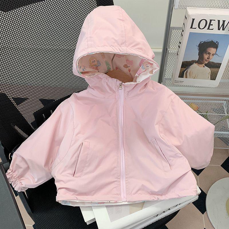 Spring Autumn 2025 Girls' Fashionable Cartoon Bear Print Hooded Coat, Double-Sided, Cute Design for Children, Size 6.