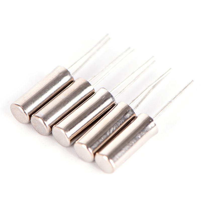 20ks oscilátor 32,768 khz 32768 Hz 2 x 6 mm