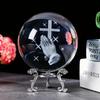 3D Kristallen Bol Sculptuur Handgemaakt Gebed met Kruis Religieus Cadeau Glazen Bolvormig Huisdecoratie Klein Beeldje Zilveren Basis Christia