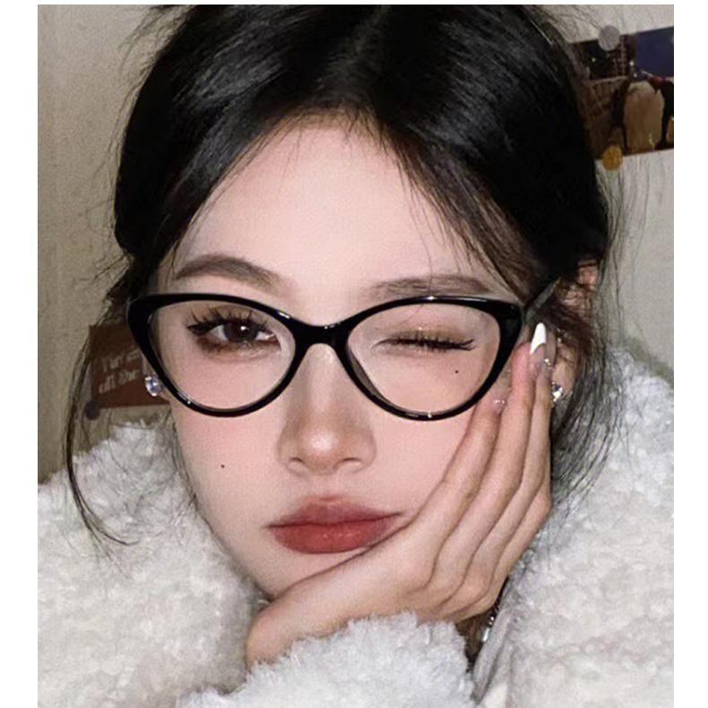 

Women s Retro Cat Eye Glasses, Black Frame, Anti-Blue Light, European & American Style, High-End, Prescription-Compatible Anti-Blue Light