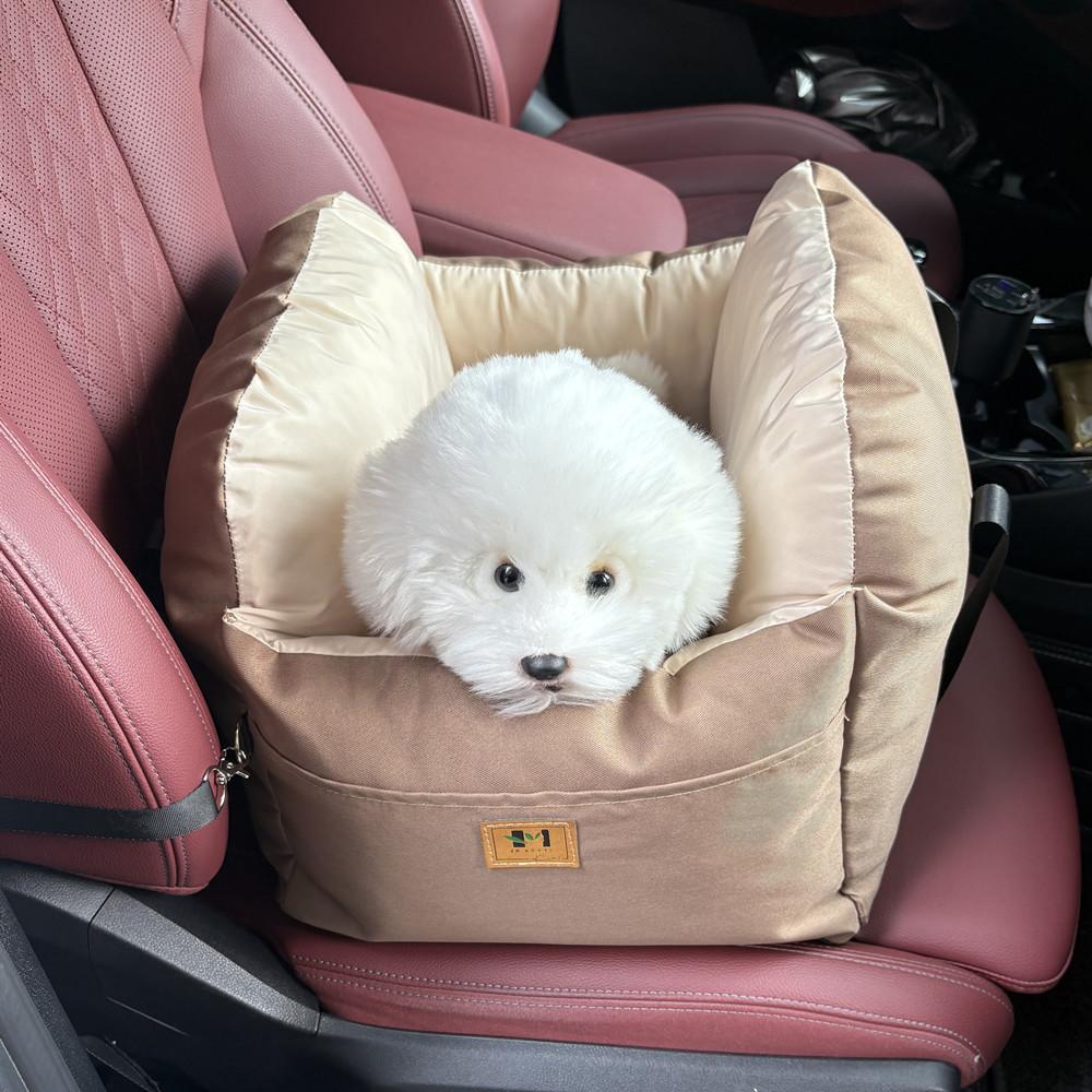 Dog Car Seat with Safety Belt Four Season Universal Pet Ooster Nest Cushion Washable Dogs Cats Sofa Bedding Travel Mattress