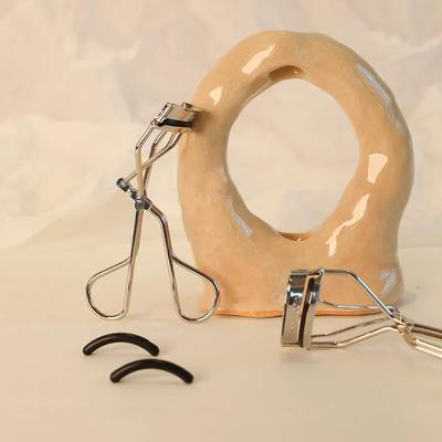 Trucco occhi – Piegaciglia