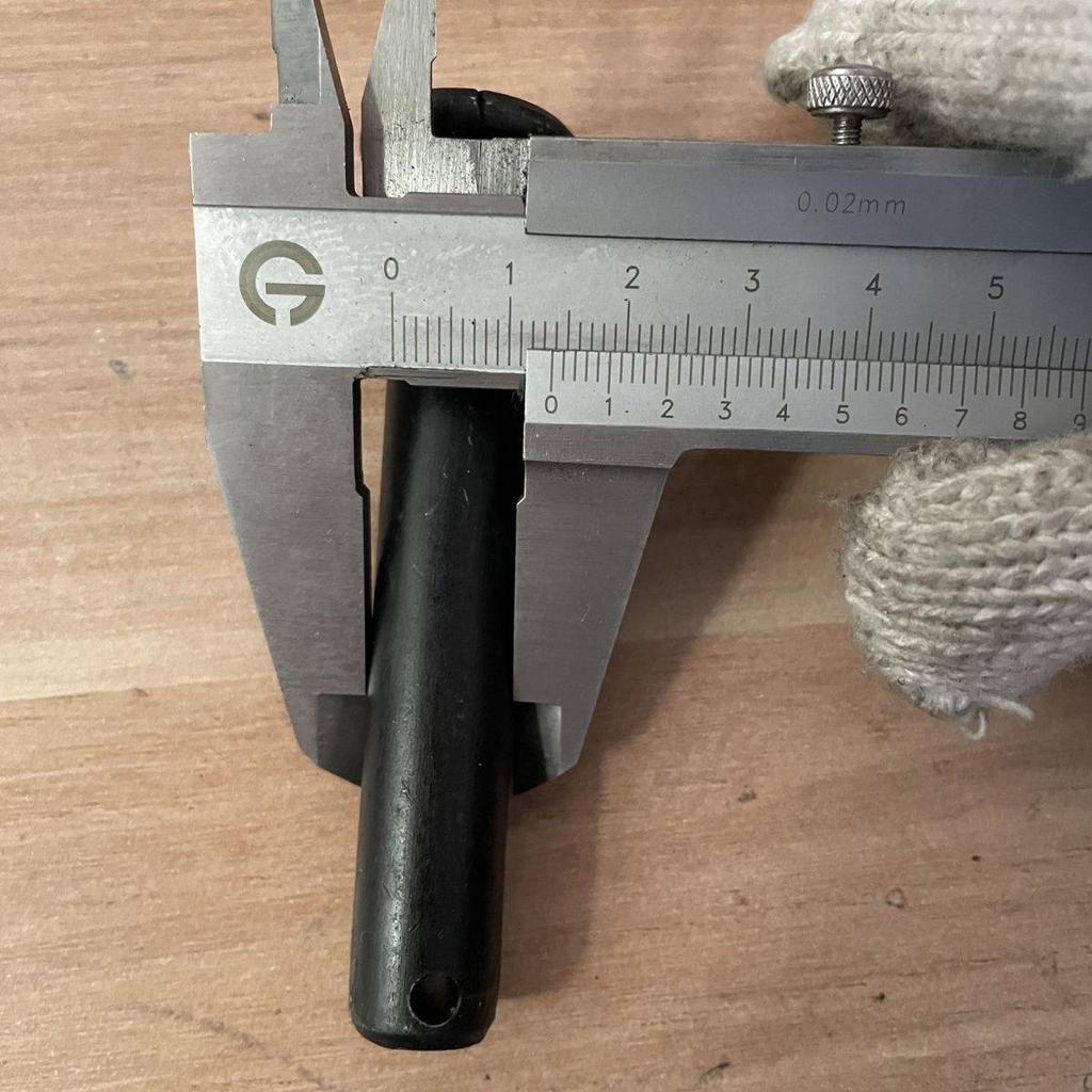 Tractor Rotavator Drive Shaft U-Joint, Steel Pin, 12.9 Grade, Red & Black, High Hardness, 14x80 mm