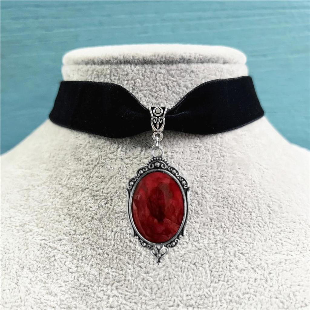 Halloween Red Glass Necklace With Rose Pendant Gothic Style For Men And Women
