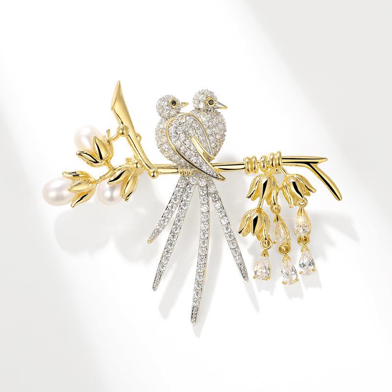 Bo Xin Yun Golden Bi Yi Bird Brooch with Zircon and Pearl