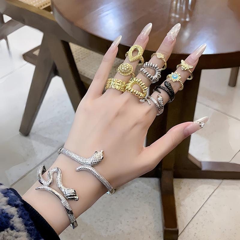 Niche Design Dark Personality Snake Open Ring Stacking Wearing High Sense Fashion Cold Wind Ring