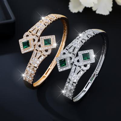 New High-end Super Flash Zircon Square Emerald Bracelet