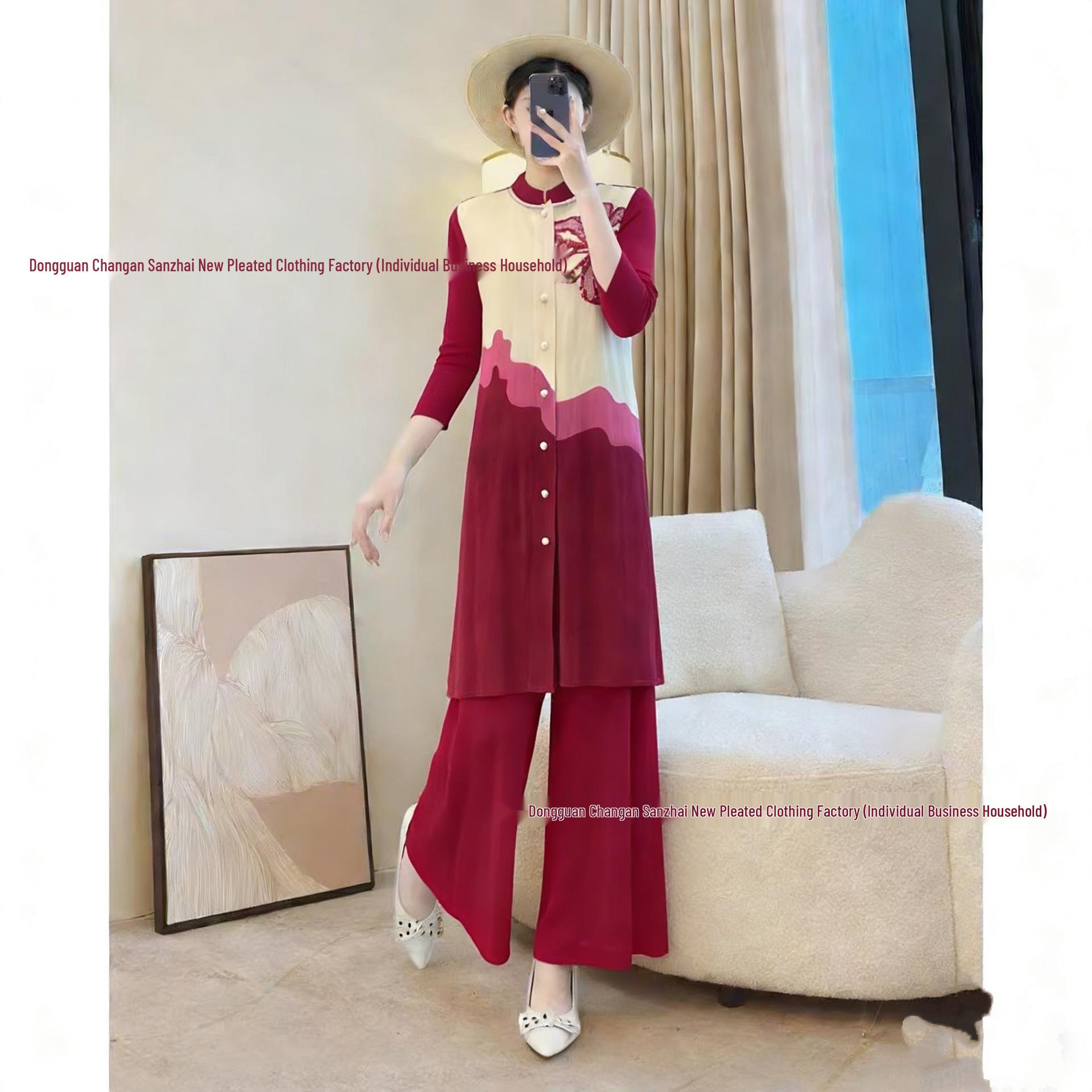 

Miyake Gradient Pleated Cardigan & Wide-Leg Pants Set - Spring 2026 Collection, Plus Size Fashion. One Size (80/160 kg) вино красного
