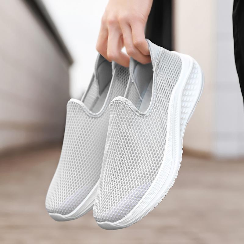 Summer large size 48 breathable mesh sports and leisure shoes men's soft-soled non-slip mesh shoes light lazy shoes
