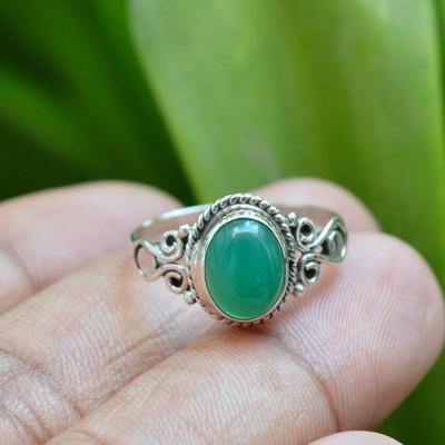 Pierścień z owalnym kamieniem szlachetnym Green Onyx, ręcznie robiony pierścień projektanta, pierścień ze srebra próby 925, pierścień boho, pierścień typu statement