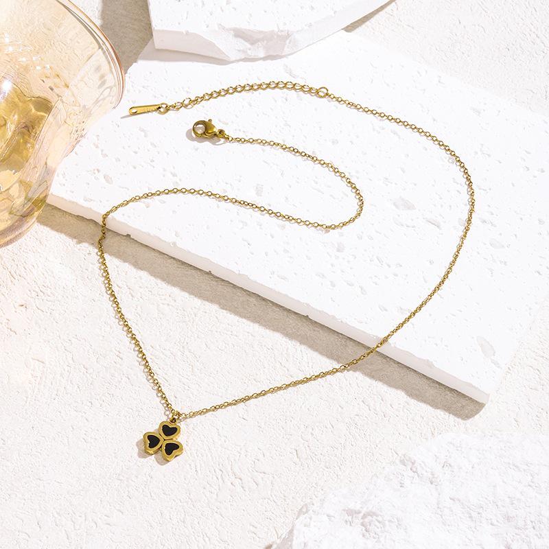 Elegant Four-Leaf Clover Titanium Steel Necklace—Versatile, Fashionable, Colorfast Clavicle Chain for Women