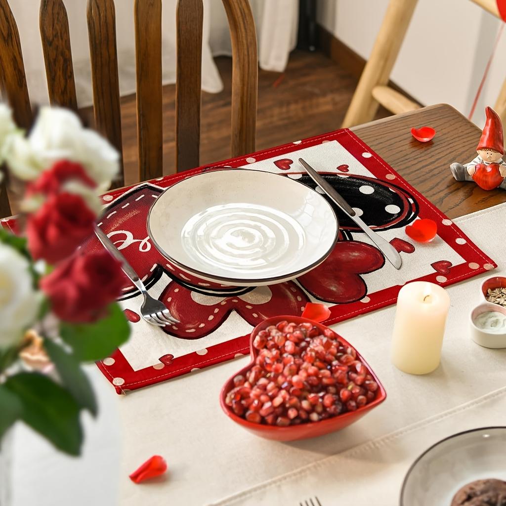 [Romantic Heart Placemats] 4/6/8pcs Heart-Shaped Red & Polka Dot Placemats | Machine-Washable Polyester, Rectangular Table Mats for Valentine's Day
