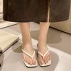 Flat-bottomed flip-flops women's shoes summer new niche retro versatile outer wear toe beach sandals
