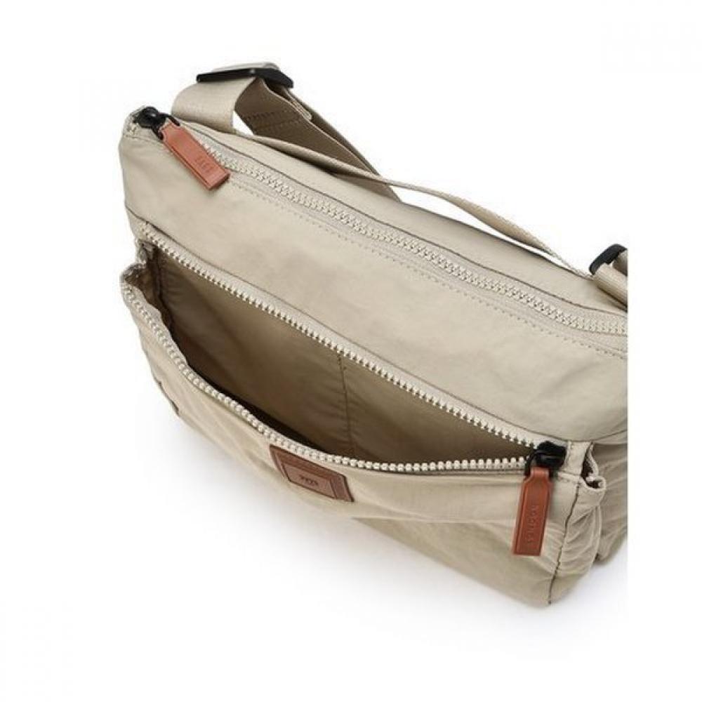 Daks Beige Ultra Light Mini Crossbody Bag Dbba5fg11i2