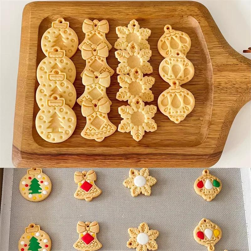 4pcs/set 3D Cookies Cutter Food Grade ABS Christmas Decorations Molds Cute Cartoon Press Type Biscuit Mold Baking Tool