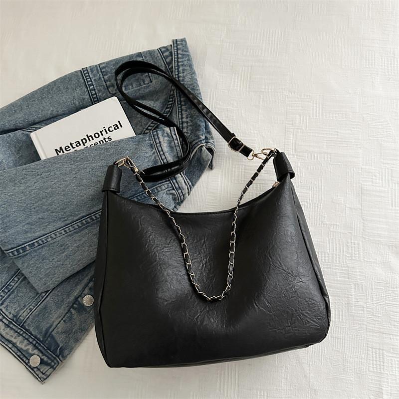 Pu Leather Tote Bag For Women With Large Capacity And Zipper Closure For Daily Commute