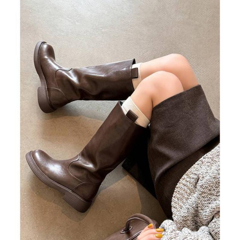 Autumn and winter cowhide Martin boots solid color thick-soled non-slip medium heel large tube circumference women's boots new large size le