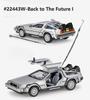 WELLY 1:24 Diecast Alloy Model Car DMC-12 Delorean Back To the Future Time Machine Metal Toy Car For Kid Toy Gift Collection