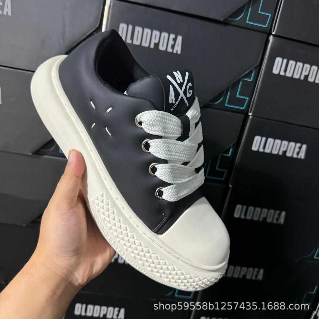 New Old Ugly Cute Mickey Platform Shoes Couple Casual Breathable Canvas Shoes Heightening Low Top Big Head Sneakers Tide