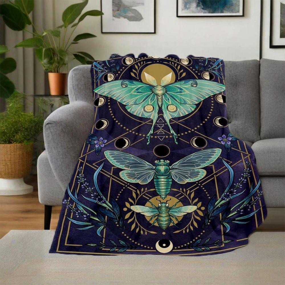 "Enchanted Moth & Cicada Art Print: Celestial Nature Decor"Blanket Flannel Throw Blanket for Sofa, Bed, Travel, Camping, Office, Couch, Chai