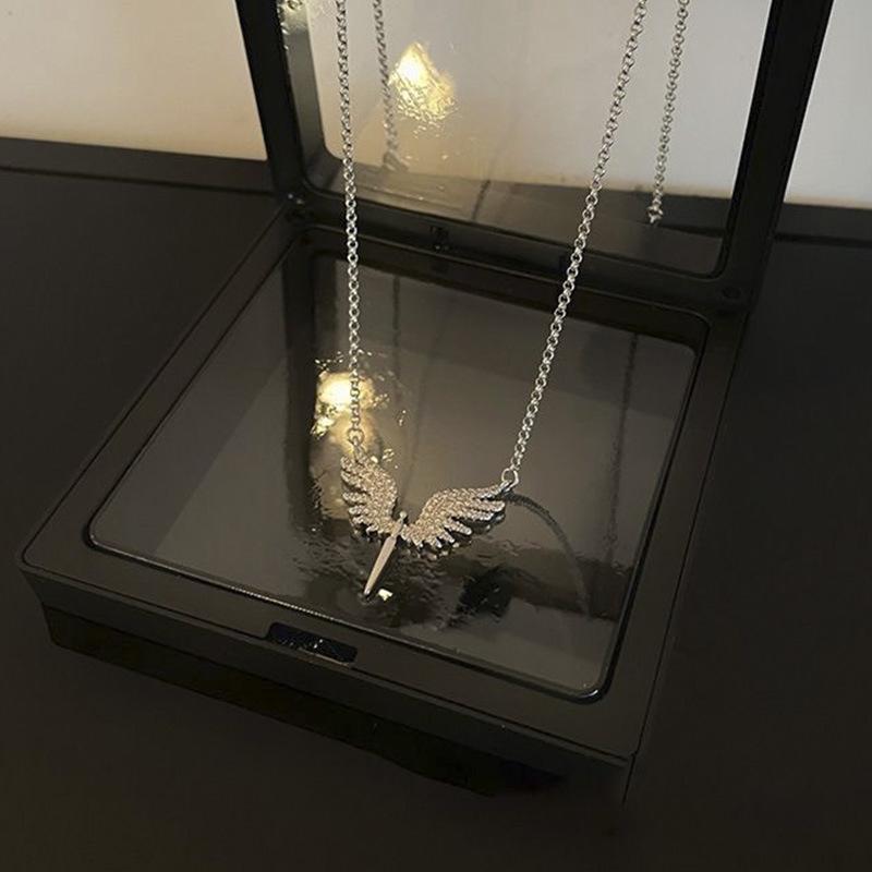 Angel Wings Necklace for Men Unisex Gothic Punk Style Pendant Jewelry 2024 Cool Gift for Birthday Anniversary A