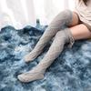1 Paar gestrickte Beinwärmer 60cm lang Bodensocken Lolita-Stil Plüschsocken Winter für Damen