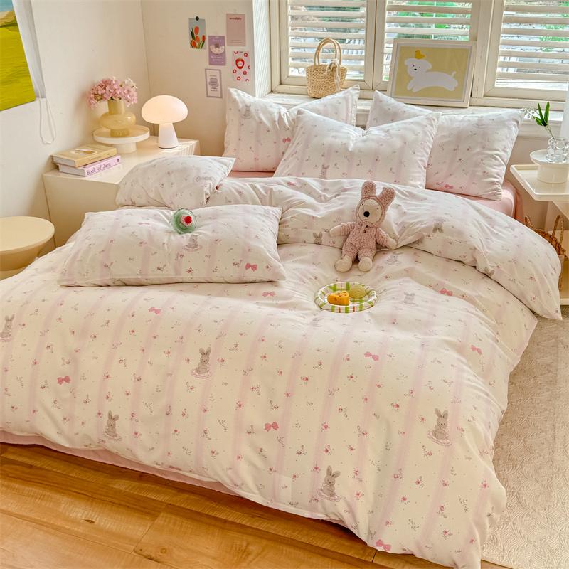A 3-piece fresh and fashionable printed quilt cover set (1 quilt cover +2 pillowcases without cores), for home and dormitory use