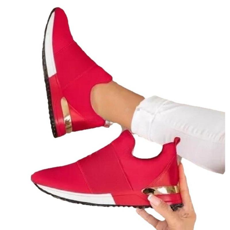 Nové prodyšné sportovní a volnočasové boty Nadměrné plátěné boty a outdoorové boty