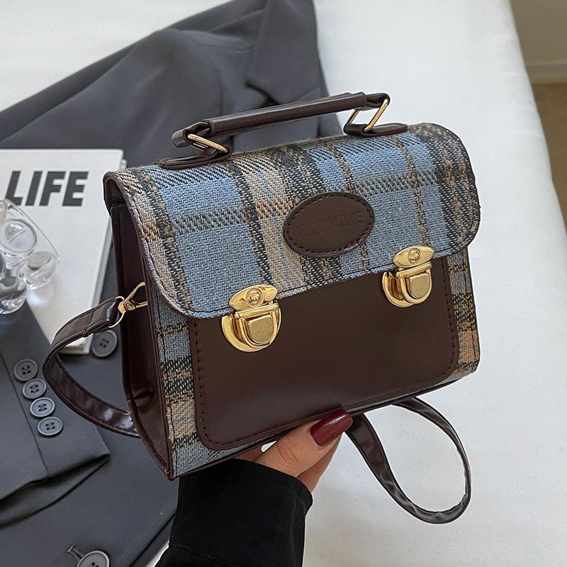 

High End Niche Backpack for Women New Trendy Fashion Crossbody Bag Retro Versatile One Shoulder Handbag Women