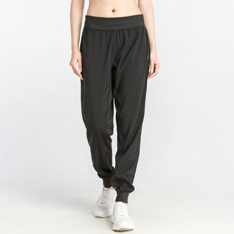 Puma Run Training Reflective Tapered Jogging Pants Women Bottoms Black 519367-01