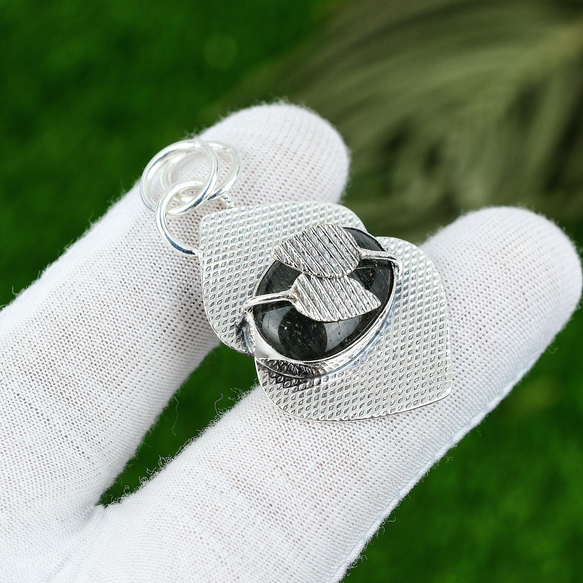 

Подарок на день рождения для нее Подвеска с натуральным золотистым пиритом из стерлингового серебра 925 пробы