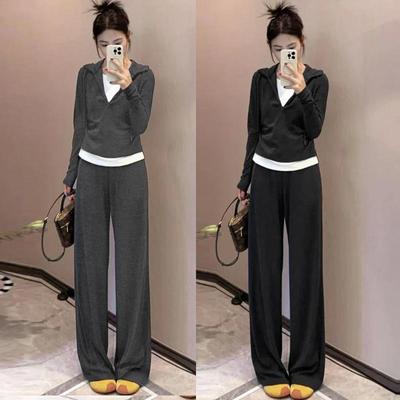 2025 Fall Women's Hooded Two-Piece Slimming Sportswear Set with Half-Zip