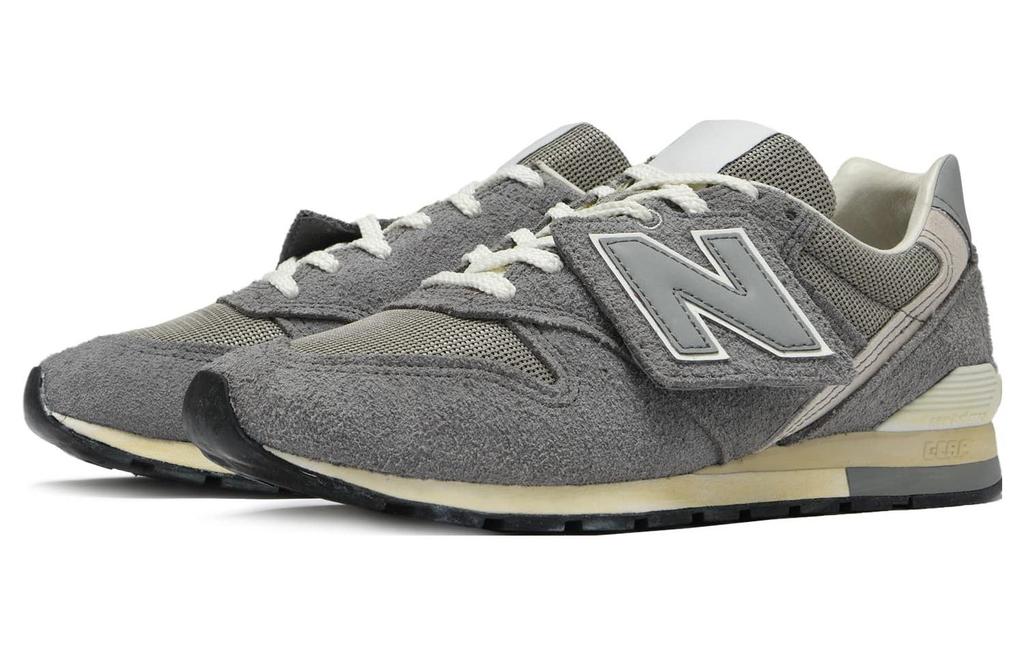 996 New Balancev2 '35° Anniversario - Storm Ash' CM996HK2