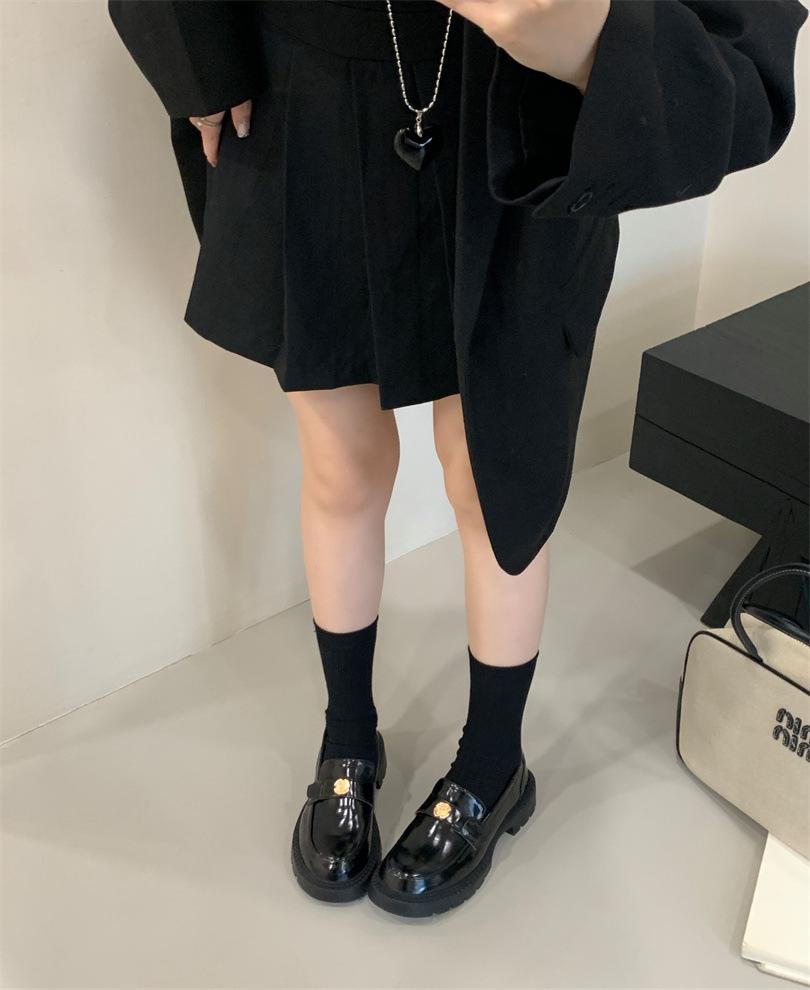 

Женские лоферы на платформе, ретро британский стиль, маленькие кожаные туфли, черные, на толстом каблуке, одинарные туфли, женская мягкая подошва 39 матовый черный