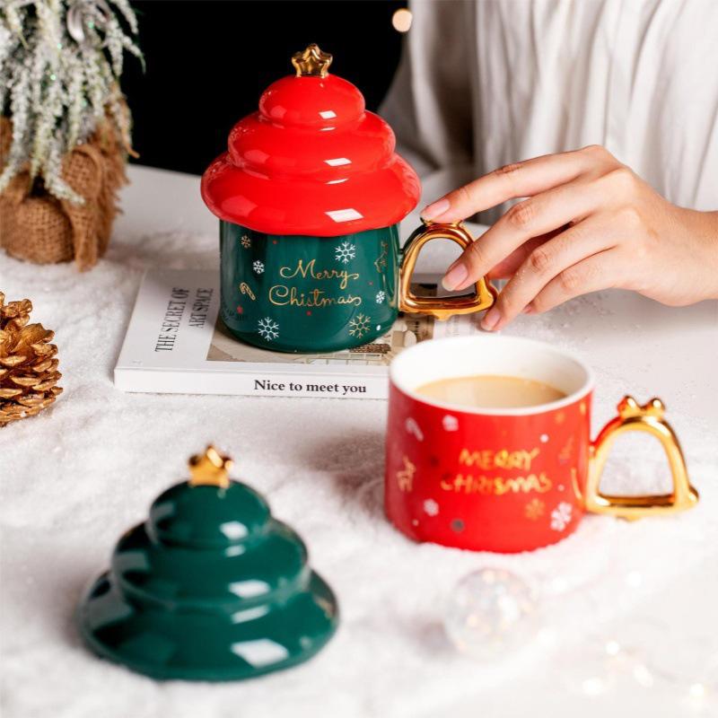 Creative Ceramic Christmas Tree Mug with Lid - Ideal Gift for Girls, Couples, or Office Tea Time