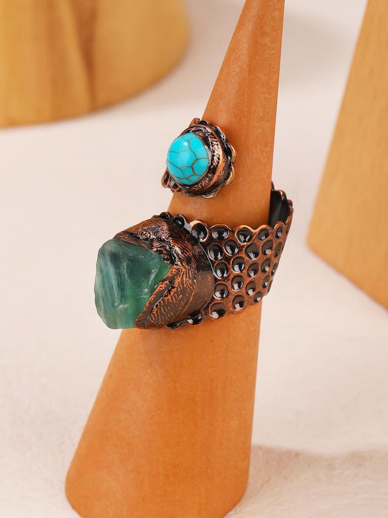 Retro Green Fluorite Handmade Adjustable Snake Ring in Electroplated Antique Bronze