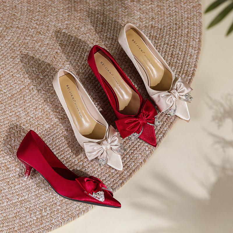 2023 Bridal High Heels: Pointed Toe Xiu He Suit, Comfortable for Pregnant Women, Chinese Wedding Shoes
