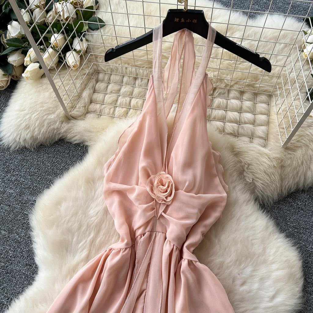 Seaside vacation dress women's summer dress design sense V-neck neck sling backless split chiffon beach dress long dress