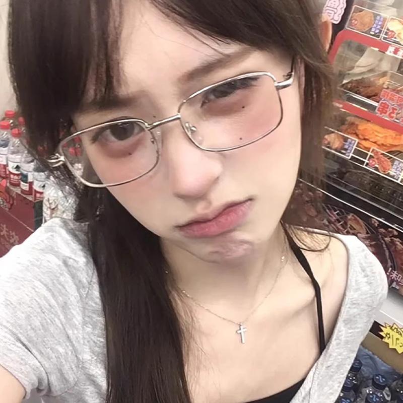 Punk Vintage Y2K Small Square Frame Glasses Eyeglasses for Women Blue Light Blocking Glasses Cosplay Party Decoration Streetwear