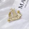 Exquisite Unisex Sailboat Brooch: Smooth Alloy Jewelry Pin
