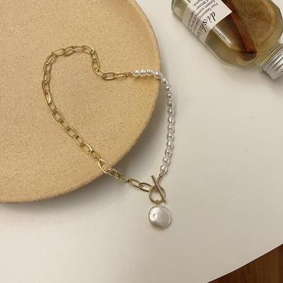 Elegant Japanese & Korean-Inspired Pearl Necklace: Trendy, Simple Clavicle Chain for Women.