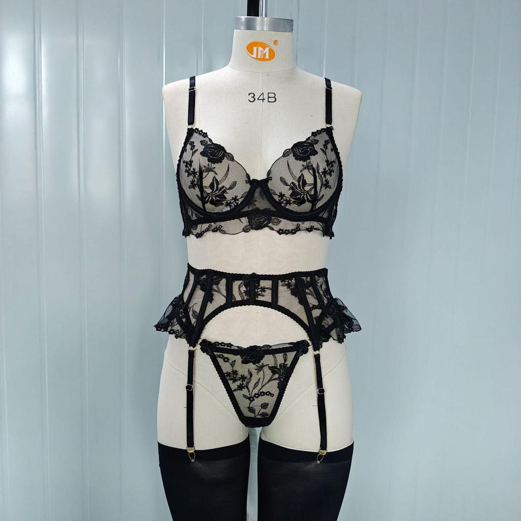 European Pink Floral Embroidered Garter & Bow Bra Set