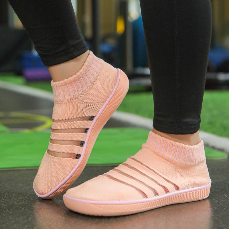 

Parent-child multi-functional outdoor shoes anti-cut creek shoes men s and women s beach shoes quick-drying wading anti-skid comprehensive training sh 28